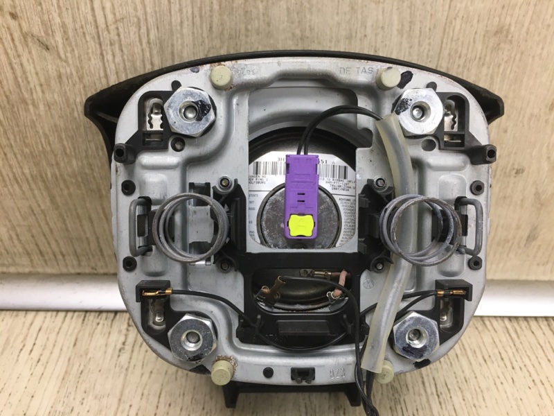 Подушка безопасности в руль JETTA 05-10 2007 Седан 2.5