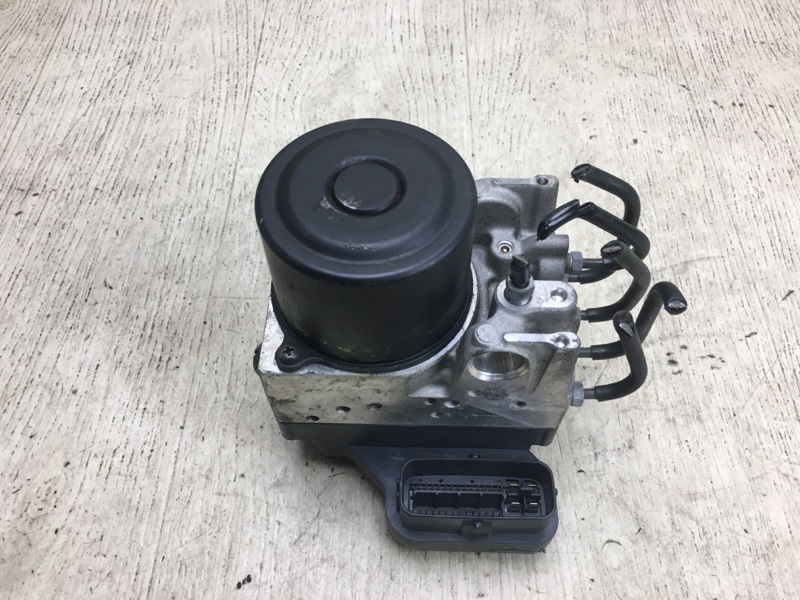 Блок ABS LS430 00-06 Блок ABS LS430 00-06