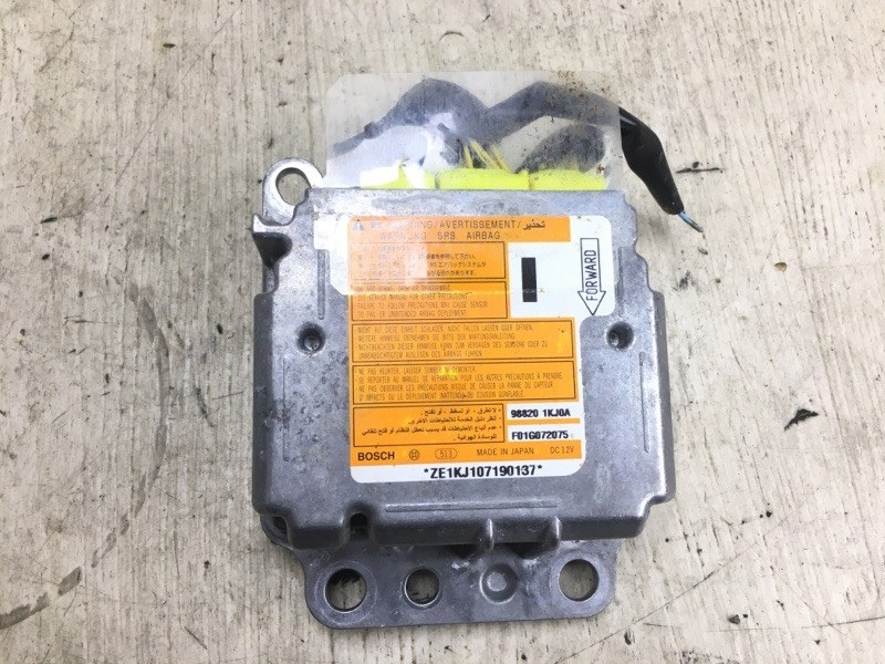 Блок управления AIRBAG NISSAN JUKE 10-19 2011 1.6 MR16DDT K88201KJ0A Б/У