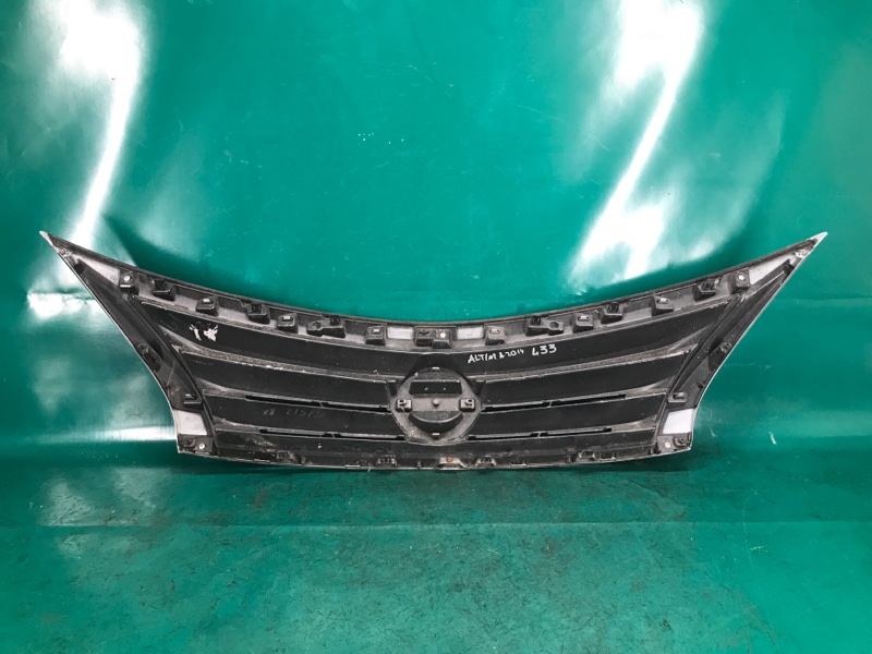 Решетка радиатора ALTIMA L33 12-18