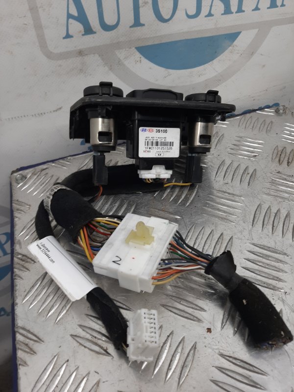 USB адаптер HYUNDAI SONATA YF 10-14