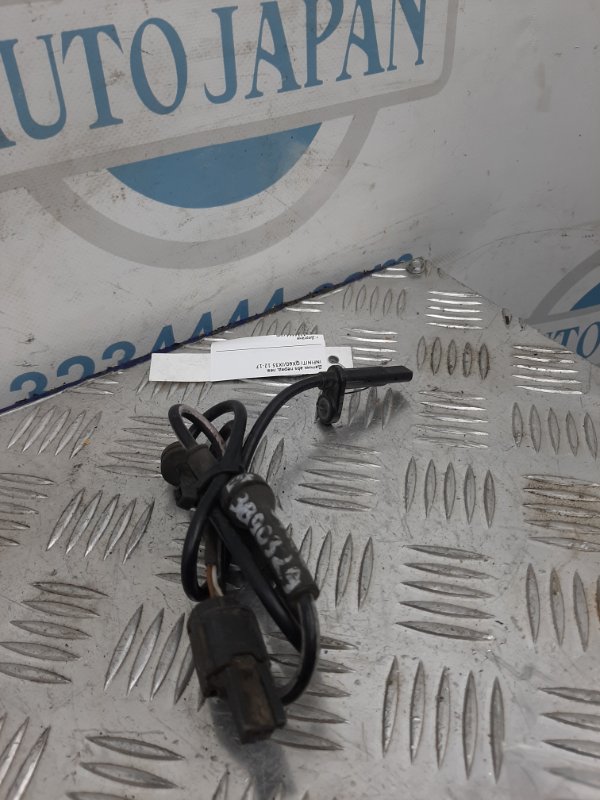 Датчик ABS передний левый QX60/JX35 12-20 Датчик ABS передний левый QX60/JX35 12-20