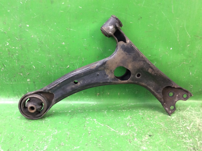 Рычаг передней подвески нижний передний левый TOYOTA PRIUS - 20 03-11 Рычаг передней подвески нижний передний левый TOYOTA PRIUS - 20 03-11