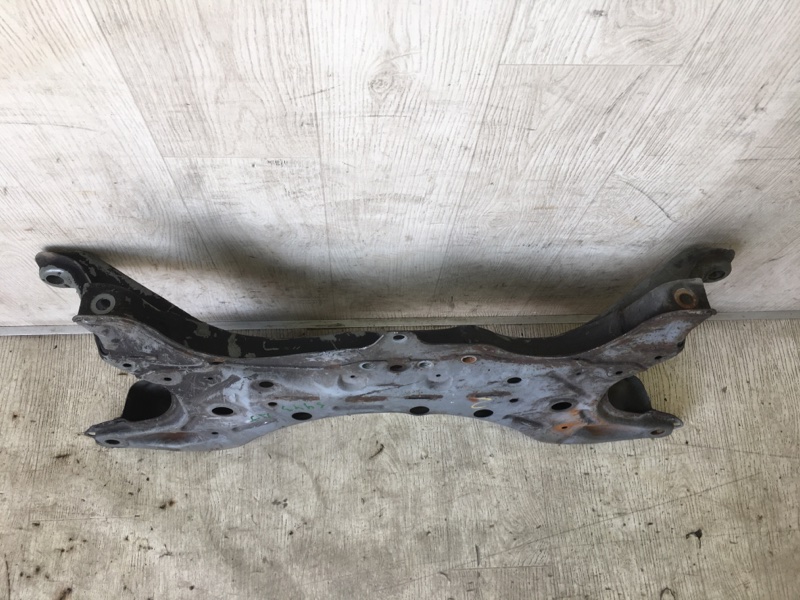 Балка передней подвески PRIUS - 20 03-11