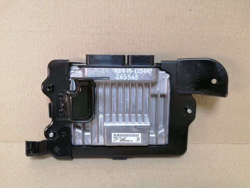 Запчасть блок управления двигателем ACURA RDX 19- 2021 2.0 37820-5YF-C21 Б/У Блок управления двигателем ACURA RDX 19- 2021 2.0 37820-5YF-C21 Б/У