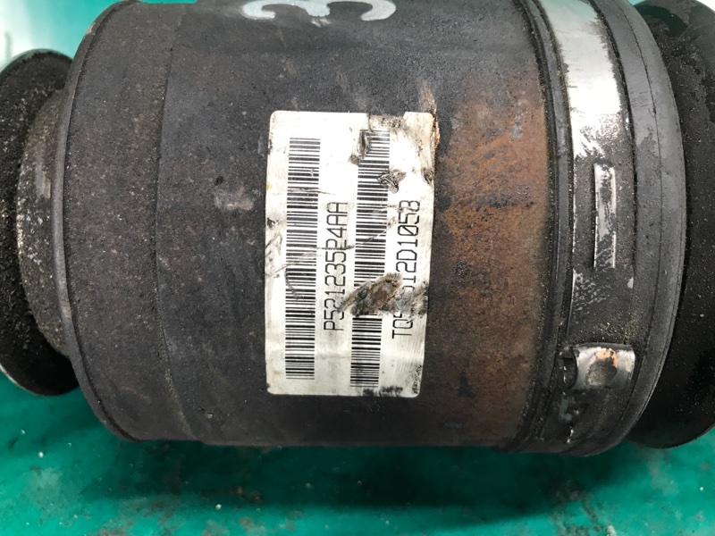 Привод задний правый JEEP GRAND CHEROKEE 11-22 Внедорожник 5.7 Привод задний правый JEEP GRAND CHEROKEE 11-22 Внедорожник 5.7