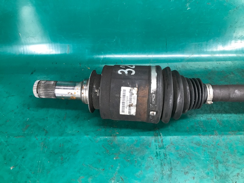 Привод задний правый GRAND CHEROKEE 11-22 2013 Внедорожник 5.7 Привод задний правый GRAND CHEROKEE 11-22 2013 Внедорожник 5.7