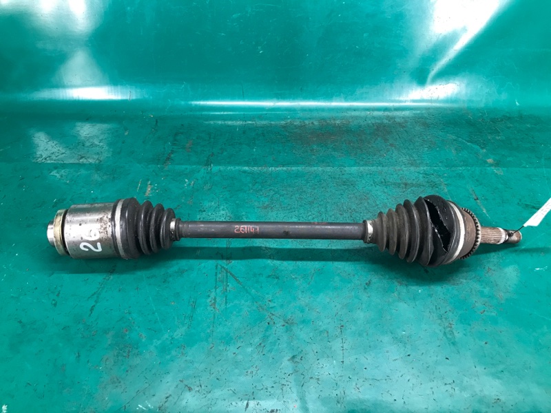 Привод передний правый MITSUBISHI OUTLANDER 03-07 2002 Внедорожник 2.4 4G64 MR980132 Б/У