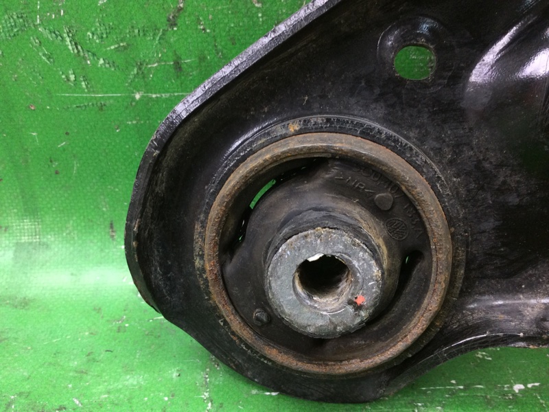 Рычаг передней подвески нижний передний левый JETTA USA 10-17 2011 Седан CBTA 2.5L