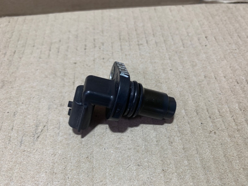 Датчик положения распредвала X-TRAIL/ROGUE T32 13-20 2014 2.5 QR25DE