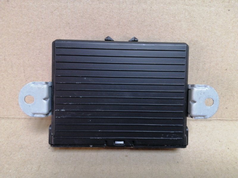 Блок управления крышкой багажника ACURA RDX 19- 2.0