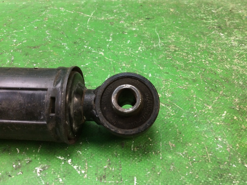 Амортизатор задний HYUNDAI ELANTRA MD 10-15 MD 1.8 G4NB