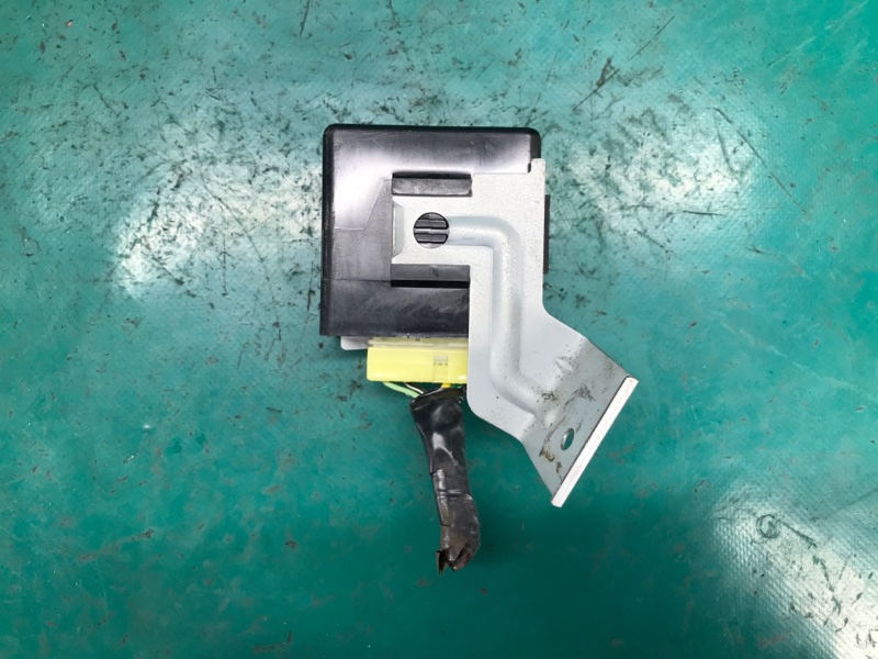 Блок электронный IMPREZA 00-07 GD/GG