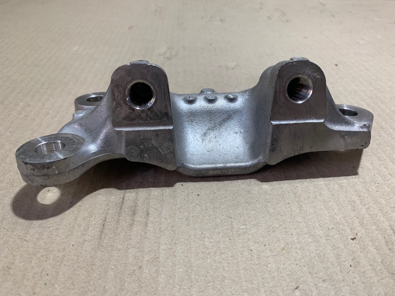 Кронштейн опоры двигателя задний ACURA RDX 19- 2.0