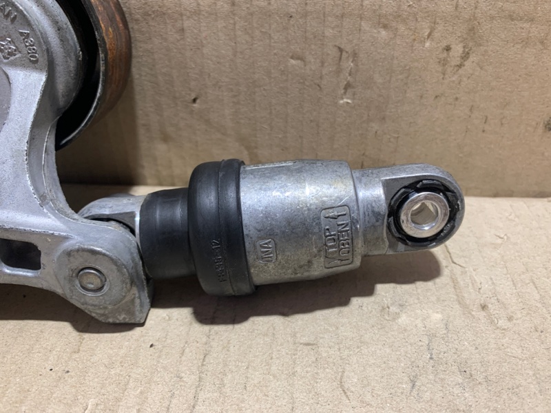 Натяжитель ремня генератора RDX 19- 2021 2.0