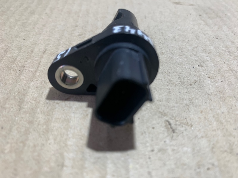 Датчик положения коленвала RDX 19- 2021 2.0 Датчик положения коленвала RDX 19- 2021 2.0