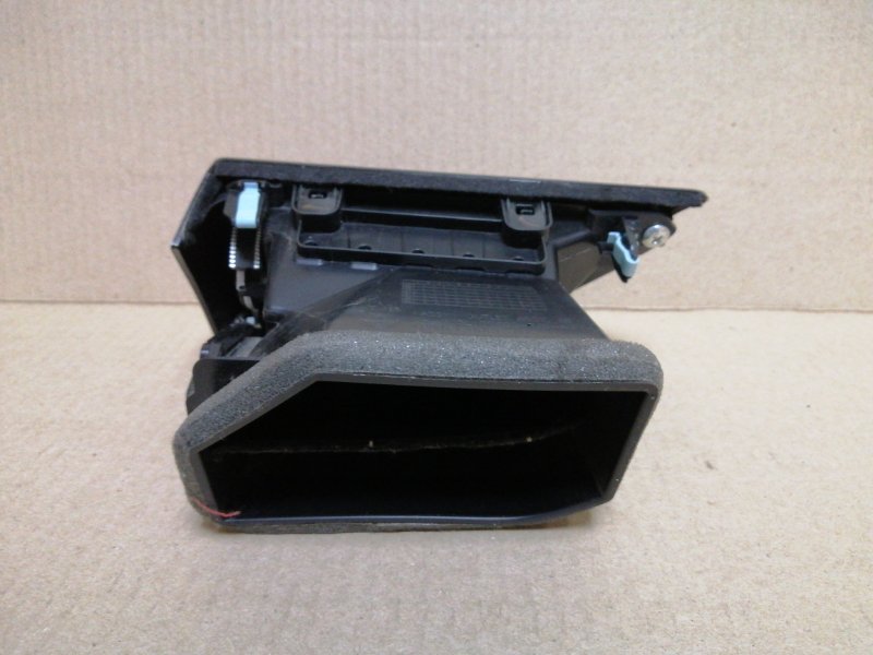 Дефлектор воздушный передний правый ACURA RDX 19- 2.0