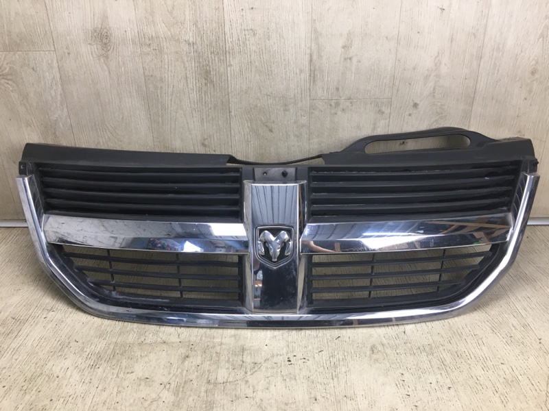 Решетка радиатора DODGE JOURNEY 08-20 2010 3.5 EGF 1BG84SZ0AE Б/У
