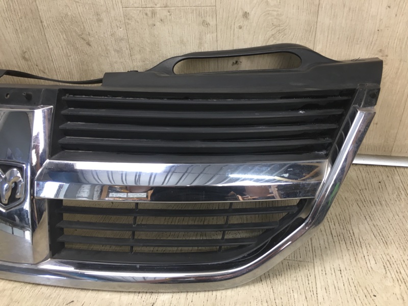 Решетка радиатора JOURNEY 08-20 2010 3.5 EGF