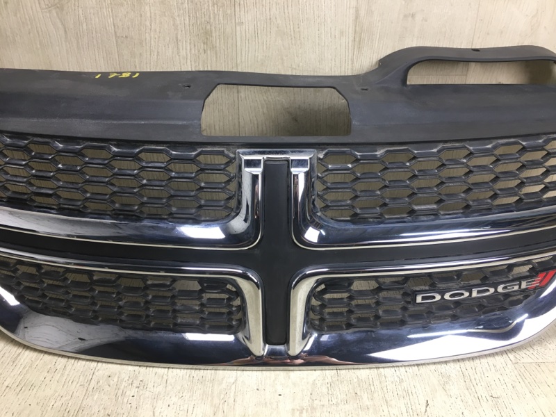 Решетка радиатора DODGE JOURNEY 08-20
