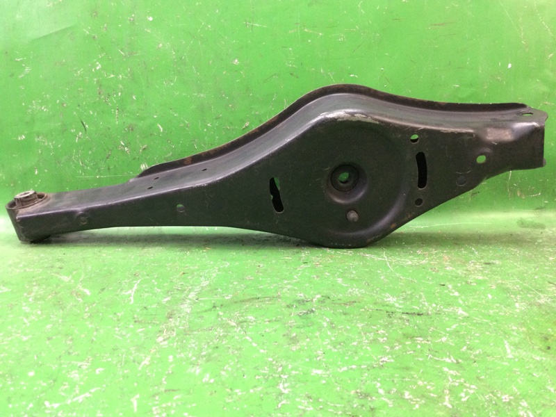 Рычаг задней подвески поперечный нижний задний VOLKSWAGEN JETTA 05-10 Седан 2.5