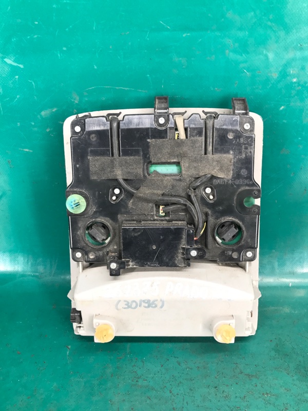 Плафон салона LAND CRUISER PRADO 150 09-17 2010 Внедорожник 3.0 1KDFTV Плафон салона LAND CRUISER PRADO 150 09-17 2010 Внедорожник 3.0 1KDFTV