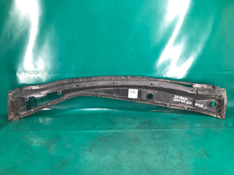 Пластик под лобовое стекло / Жабо SENTRA B17 12-21 2014 Седан 1.8