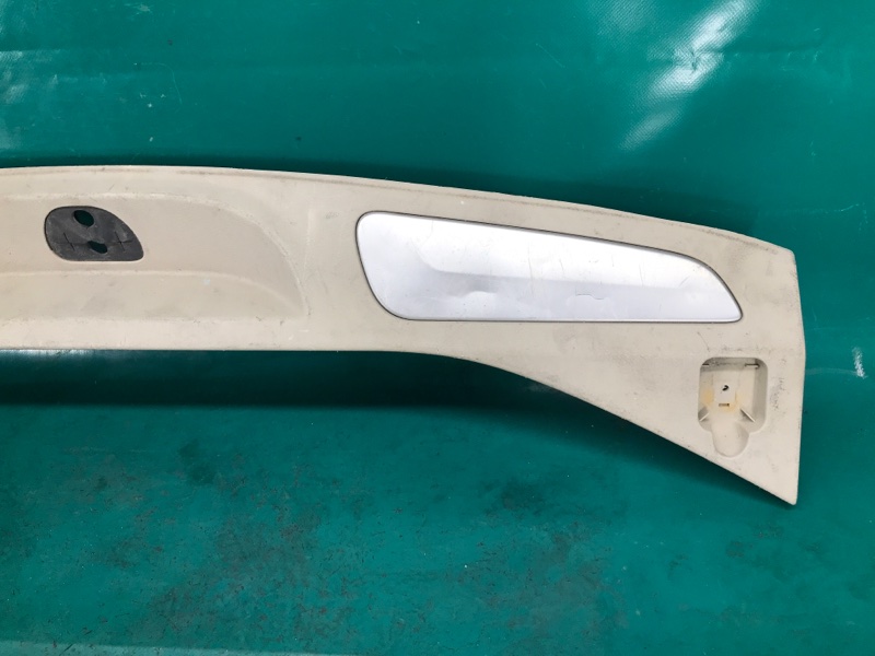 Накладка на порог багажника GRAND CHEROKEE 11-22 2013 Внедорожник 5.7 Накладка на порог багажника GRAND CHEROKEE 11-22 2013 Внедорожник 5.7