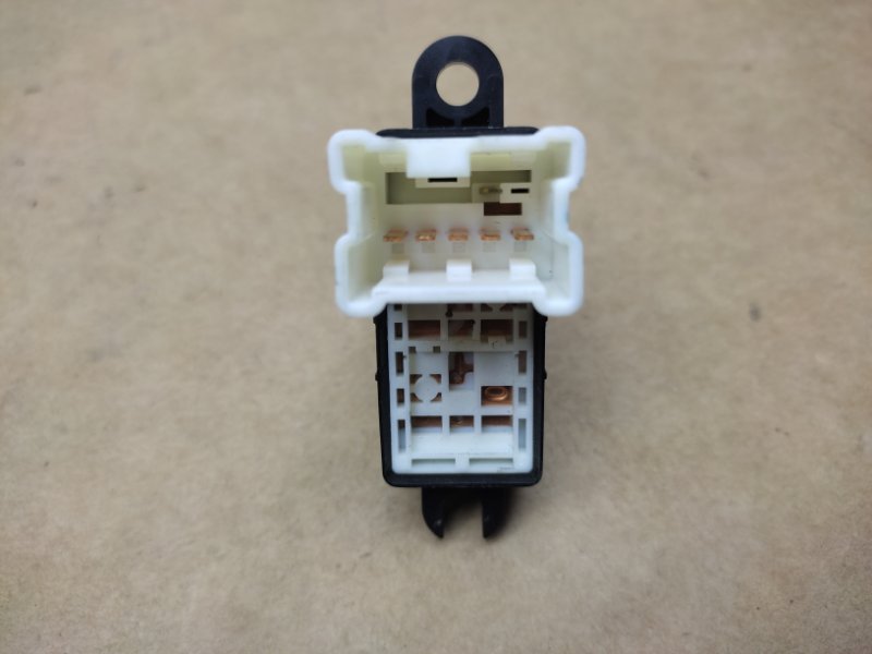 Кнопка стеклоподъемника задняя левая SUBARU LEGACY 09-15 BM Седан 2.5 EJ253