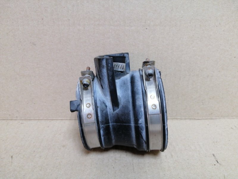 Патрубок интеркулера ACURA RDX 19- 2021 2.0 17011-6B2-A01 Б/У