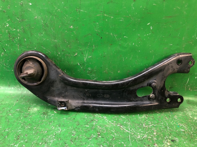 Рычаг задней подвески продольный задний правый HYUNDAI SONATA YF 10-14 2011 YF 2.4 G4KJ 55280-3Q000 Б/У