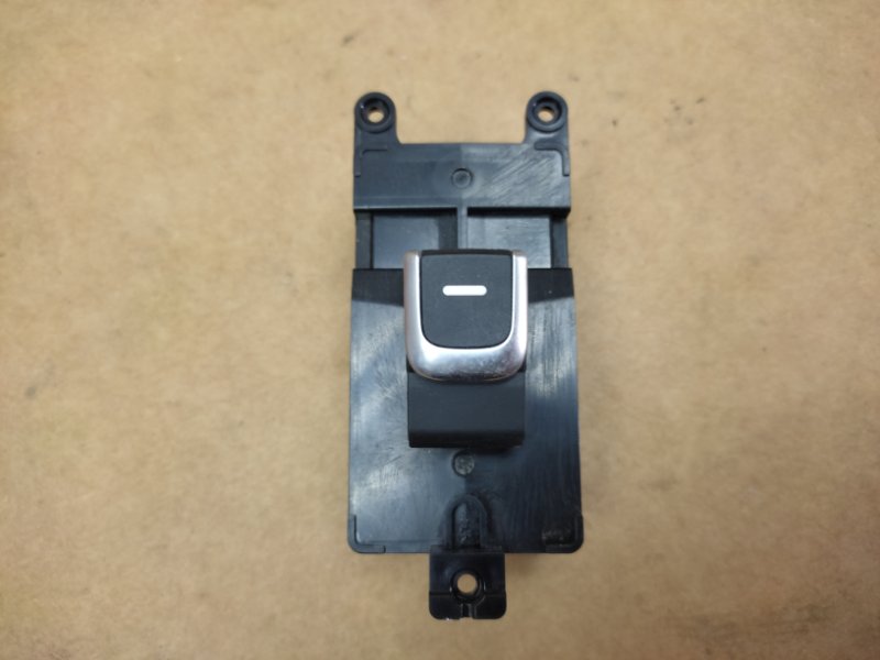 Кнопка стеклоподъемника задняя левая KIA SORENTO UM 14- 2016 Внедорожник 2.4 93581-C5000 Б/У