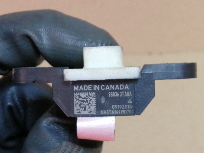 Датчик удара передний левый NISSAN X-TRAIL/ROGUE T32 13-20 2.5 QR25DE Датчик удара передний левый NISSAN X-TRAIL/ROGUE T32 13-20 2.5 QR25DE