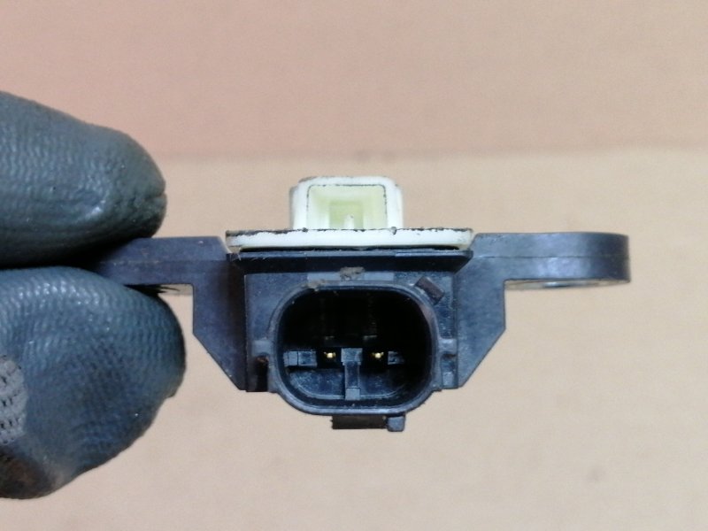 Датчик удара передний левый X-TRAIL/ROGUE T32 13-20 2014 2.5 QR25DE Датчик удара передний левый X-TRAIL/ROGUE T32 13-20 2014 2.5 QR25DE