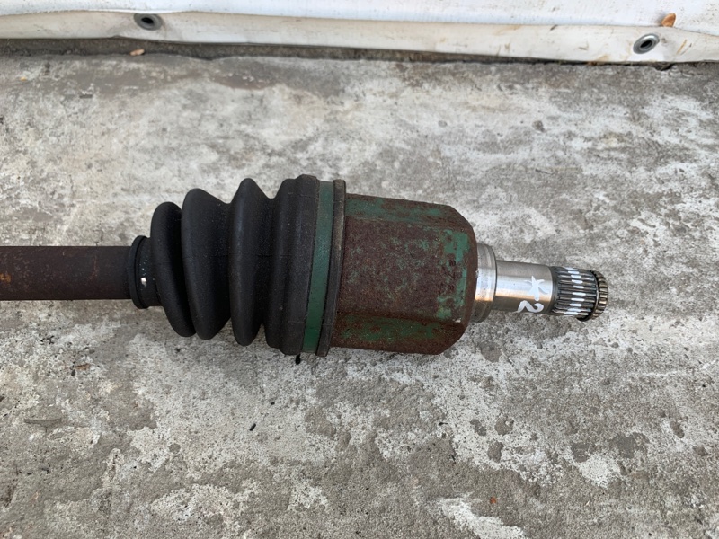 Привод передний правый LANCER 4/5/6/7/8 88-02 00-03 8