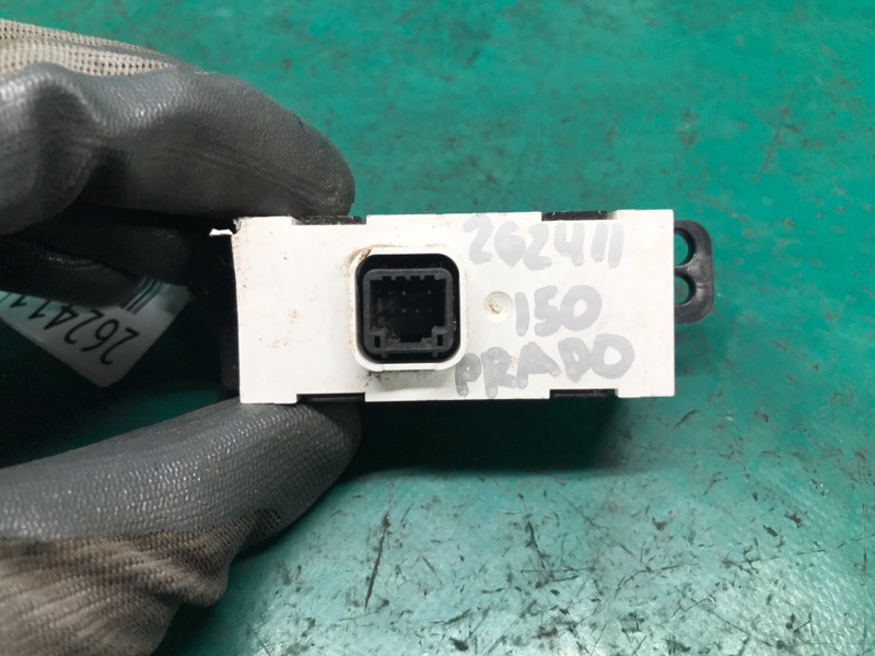 Монитор LAND CRUISER PRADO 150 09-17 2010 Внедорожник 3.0 1KDFTV Монитор LAND CRUISER PRADO 150 09-17 2010 Внедорожник 3.0 1KDFTV