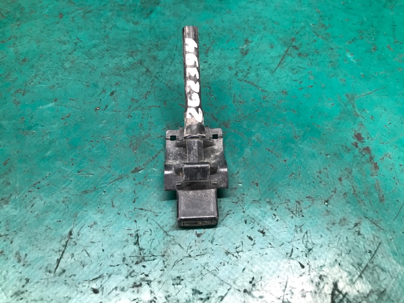 Форсунка омывателя стекла TOYOTA LAND CRUISER PRADO 150 09-17 2010 Внедорожник 3.0 1KDFTV 85381-12300 Б/У