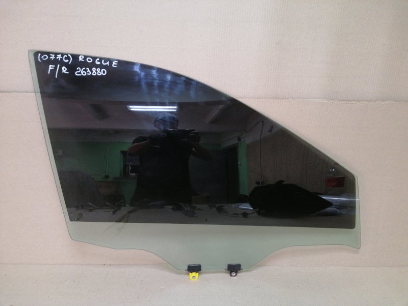 Стекло двери переднее правое NISSAN X-TRAIL/ROGUE T32 13-20 2014 2.5 QR25DE 80300-4BA0A Б/У
