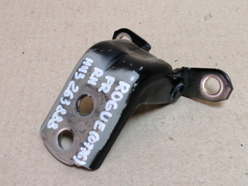 Петля двери нижняя передняя правая NISSAN X-TRAIL/ROGUE T32 13-20 2.5 QR25DE