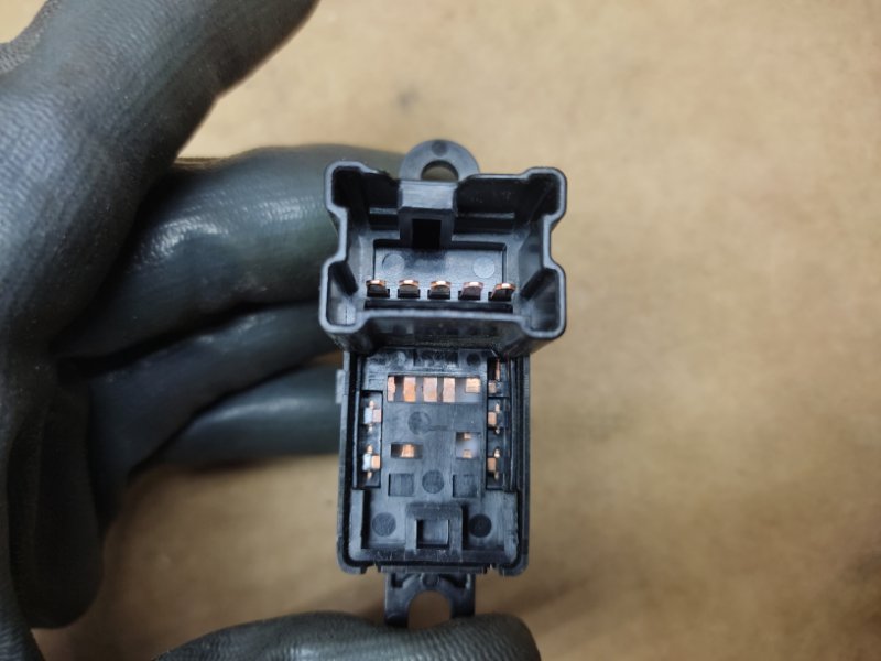 Кнопка стеклоподъемника NISSAN SENTRA B17 12-21 Седан 1.8