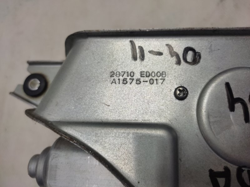 Моторчик стеклоочистителя задний TIIDA/VERSA C11 04-11 Моторчик стеклоочистителя задний TIIDA/VERSA C11 04-11