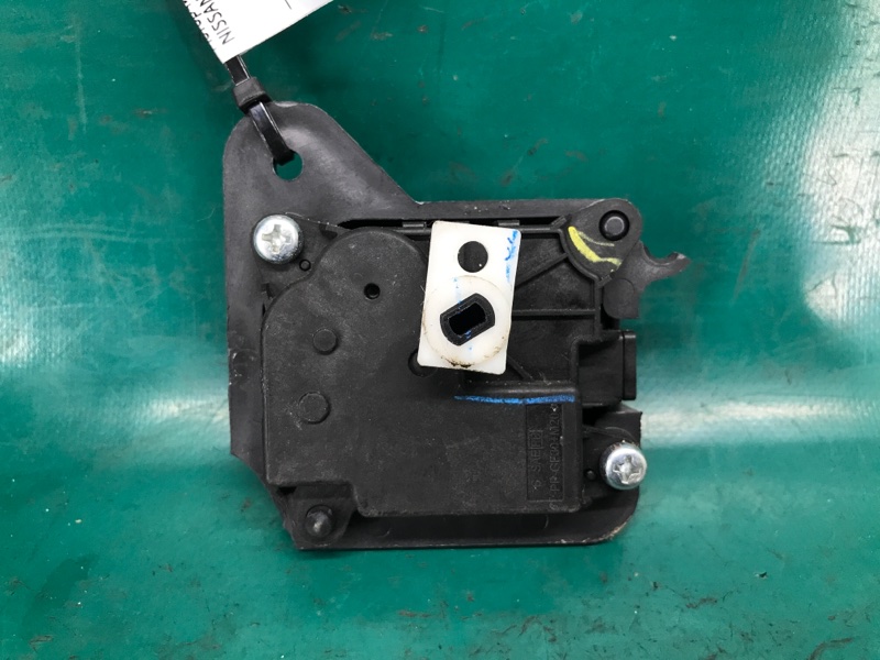 Моторчик заслонки печки PATHFINDER R52 12-21 2020 R52 3.5