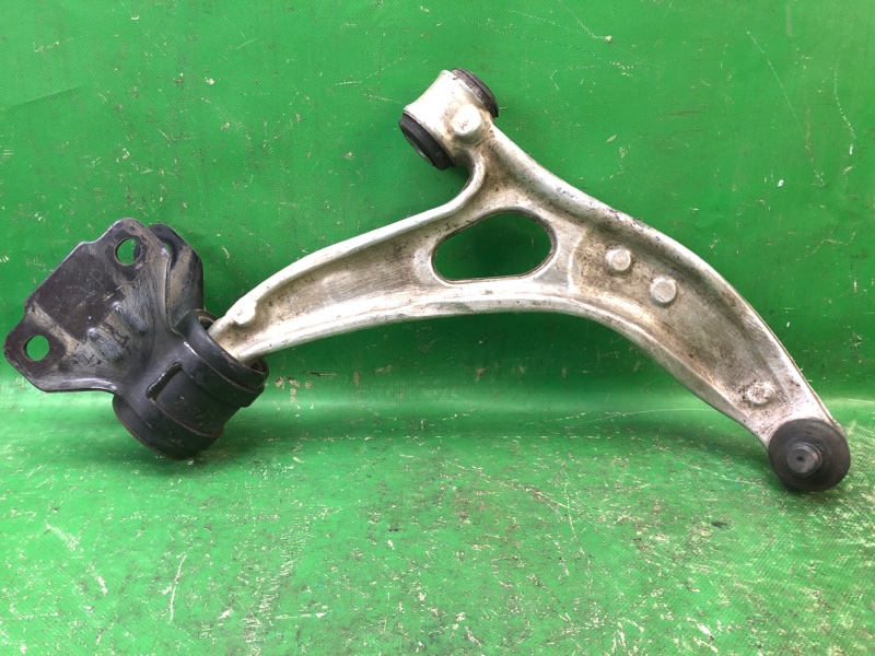 Рычаг передней подвески нижний передний правый FORD FOCUS 10-18 2016 MK3 2.0 C20HDEX BV6Z-3078-G Б/У