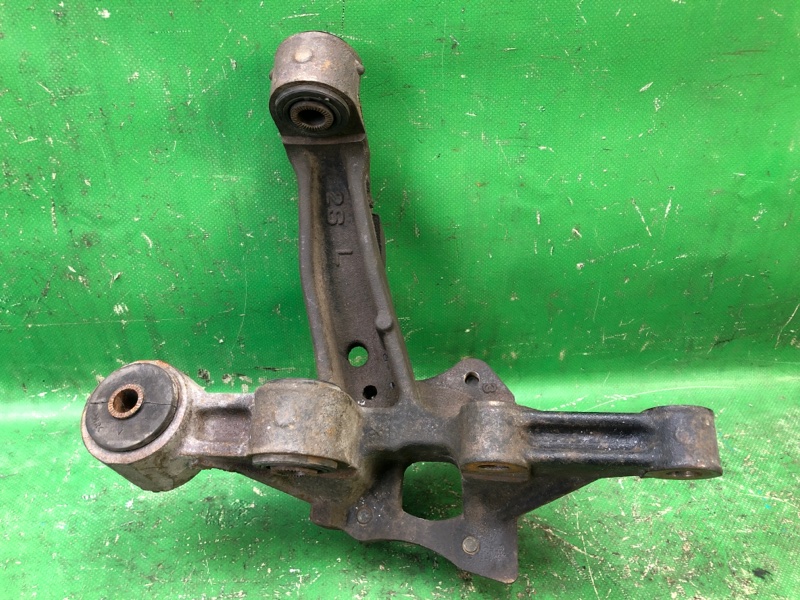 Цапфа задняя левая TOYOTA HIGHLANDER 01-07 Цапфа задняя левая TOYOTA HIGHLANDER 01-07