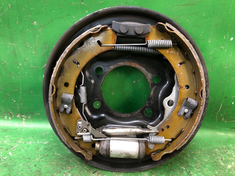 Тормозной механизм задний правый FORD FOCUS 10-18 2016 MK3 2.0 C20HDEX BV6Z-2211-A Б/У