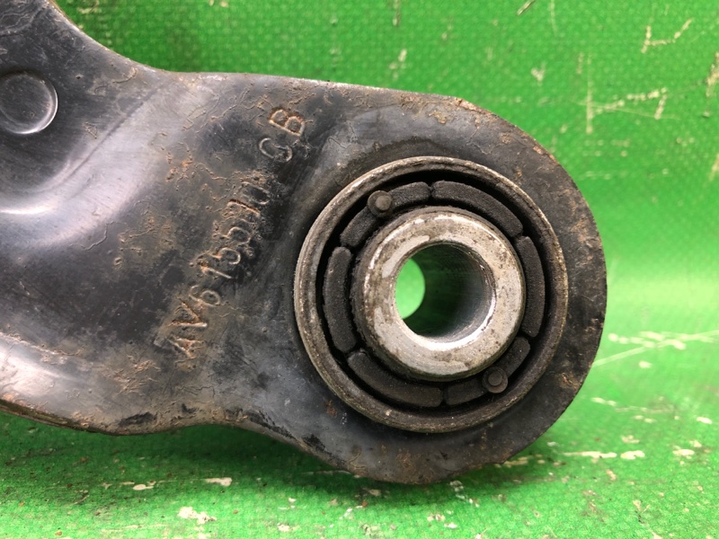 Рычаг задней подвески поперечный верхний FOCUS 10-18 MK3