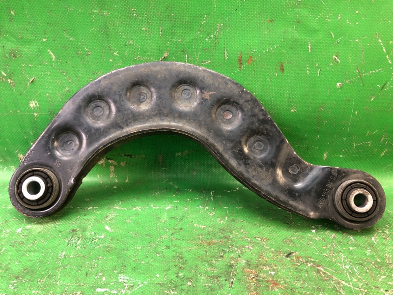 Запчасть рычаг задней подвески поперечный верхний задний FORD FOCUS 10-18 MK3 AV6Z-5500-B Б/У Рычаг задней подвески поперечный верхний задний FORD FOCUS 10-18 MK3 AV6Z-5500-B Б/У