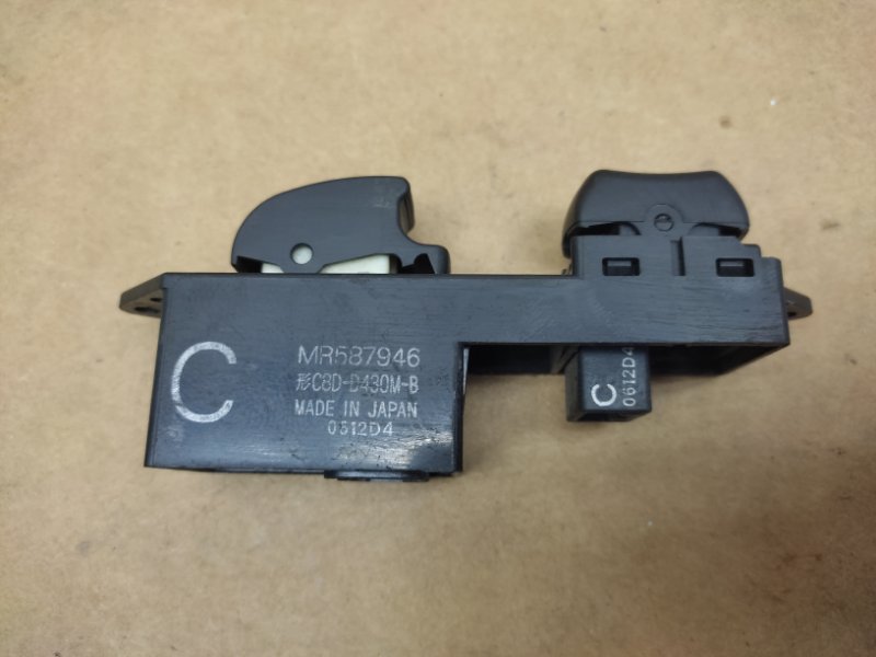 Кнопка стеклоподъемника передняя правая LANCER X 10 07-15 2012 Седан 2.4