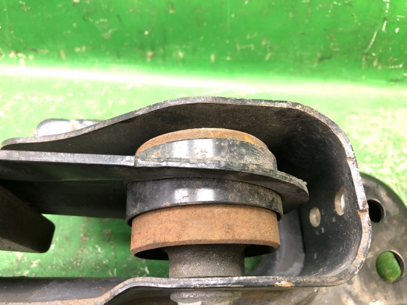 Рычаг задней подвески продольный задний левый EDGE 06-14 2010 T35PDED