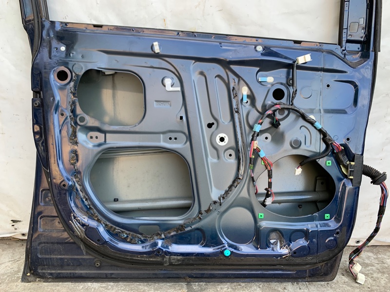 Дверь передняя левая SIENNA 03-10 2006 3.5 2GR-FE